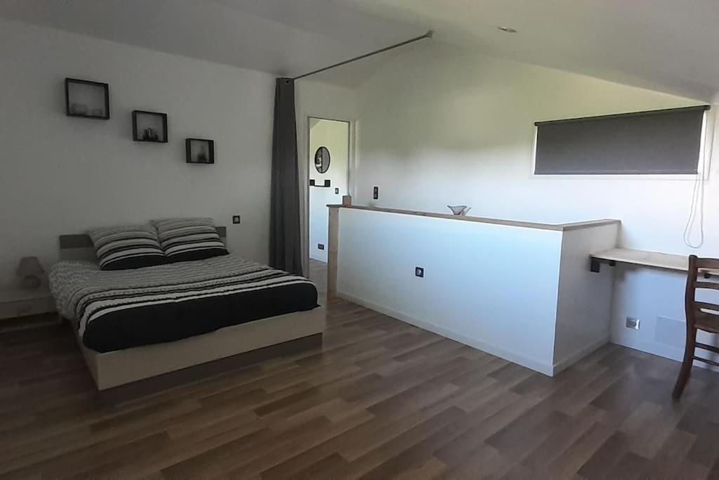 Appartement 60M² -Clonas /Vareze Buitenkant foto