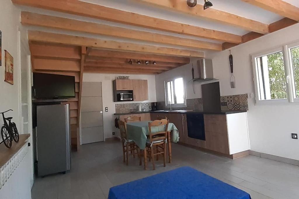 Appartement 60M² -Clonas /Vareze Buitenkant foto